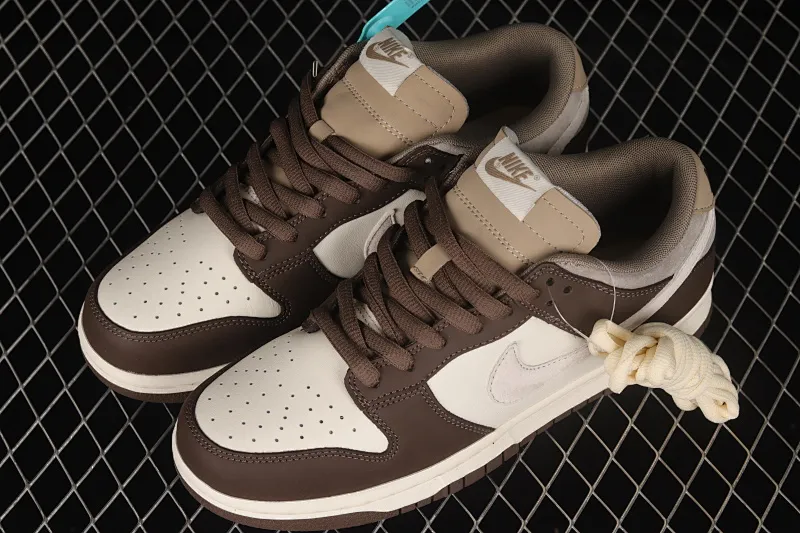 All Categories Nk SB Dunk Series Nk SB Dunk Low Low-top sneakers F version Otomo Katsuhiro x NK SB Dunk Low "Steamboy OST" Otomo Katsuhiro co-branded SB low-top sports and leisure sneakers LF0039-001